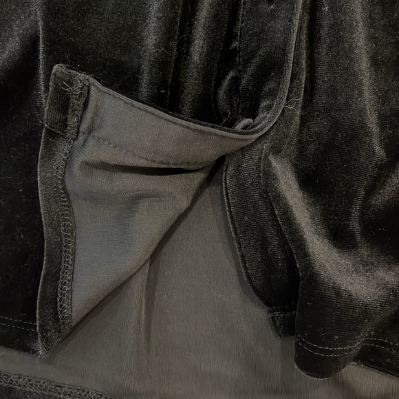 Express Black velvet long sleeve button down collar shirt NEW size small - Picture 5 of 7